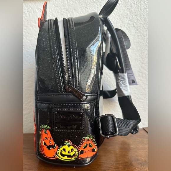 Mickey Mouse and Friends Halloween Loungefly Glow In The Dark Mini Backpack -NWT - Picture 6 of 15